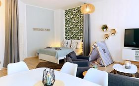 Zentrumsnahe Ferienwohnung mit ruhigem Balkon - Arthur